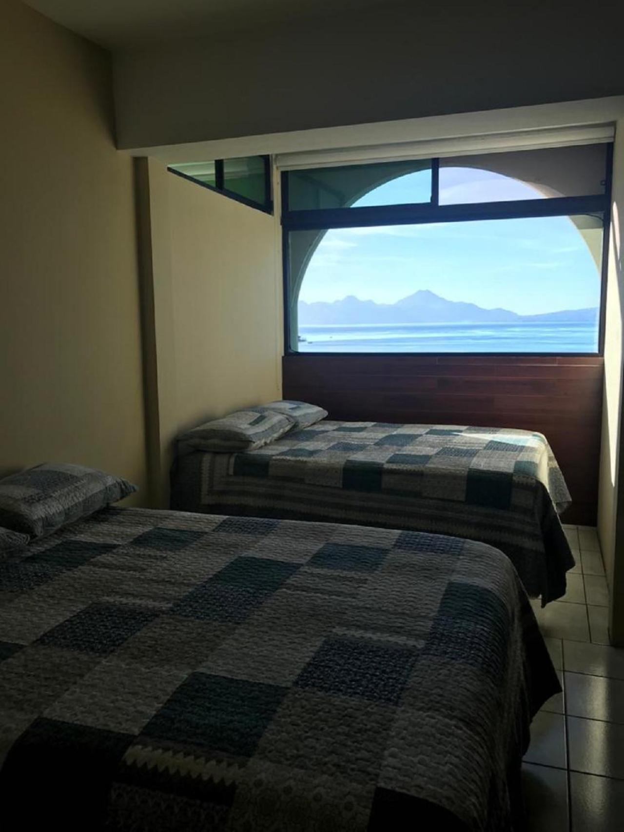 Apartamento Torres De Atitlan Panajachel Ngoại thất bức ảnh