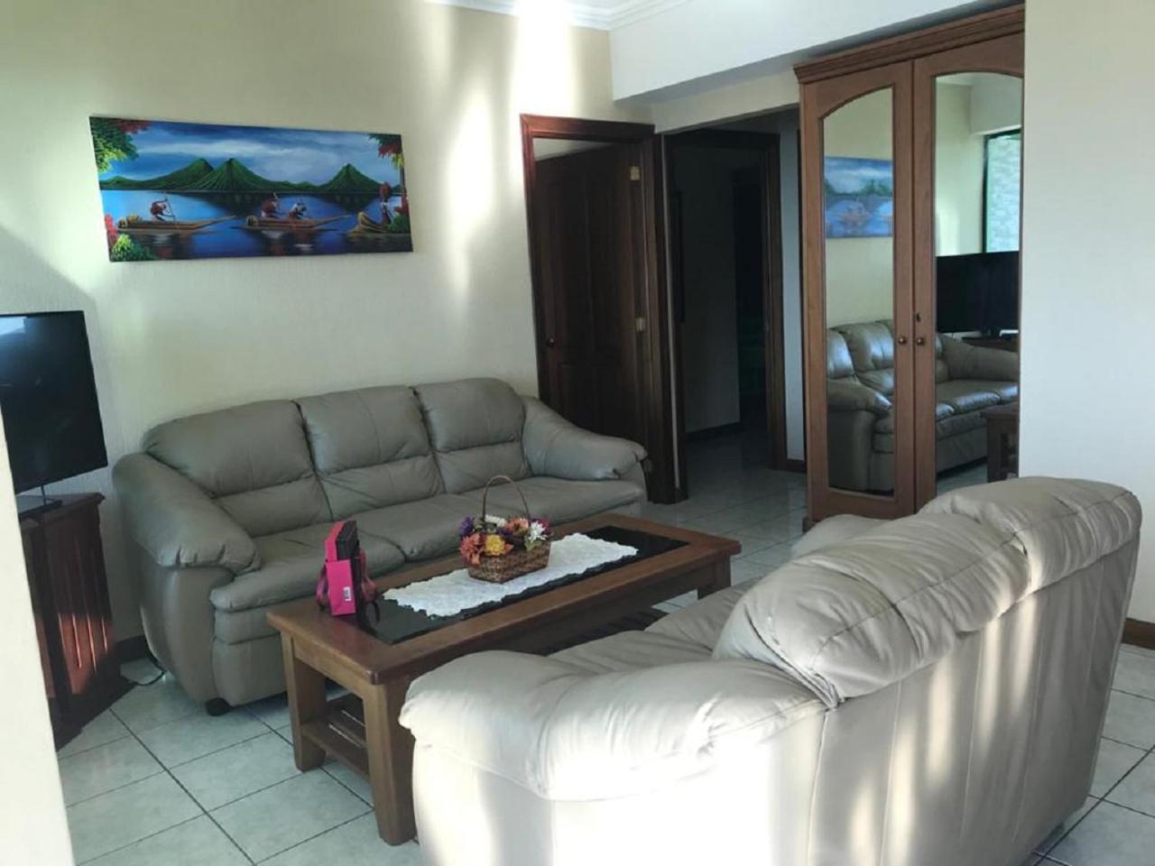 Apartamento Torres De Atitlan Panajachel Ngoại thất bức ảnh